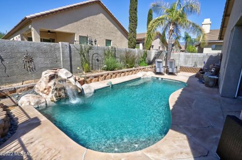 1004 Thornbush Pl, Tucson, AZ 85755-1845