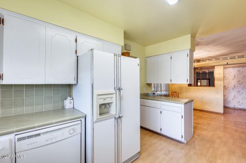 10632 36 Ave, Phoenix AZ 85053-4612 exterior