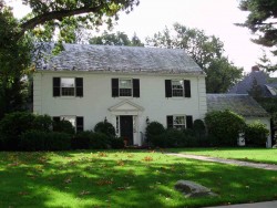 96 Temple St, Newton, MA 02465-2307