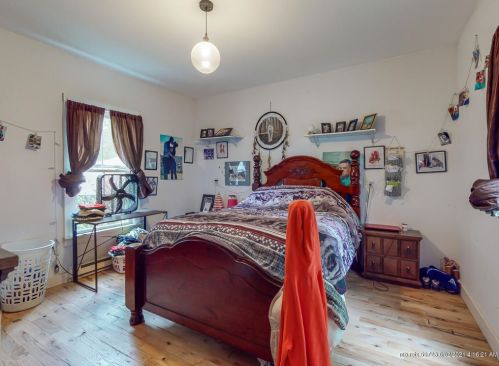 90 Pearl St, Portland ME 04106-4324 exterior