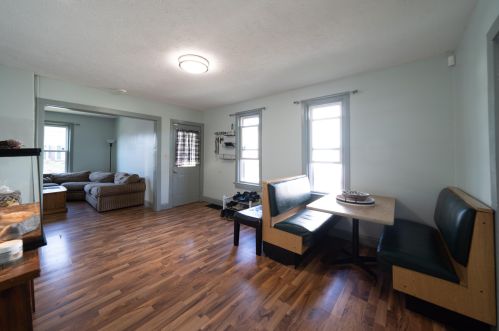 743 Bates St, Grand Rapids MI 49506-2615 exterior