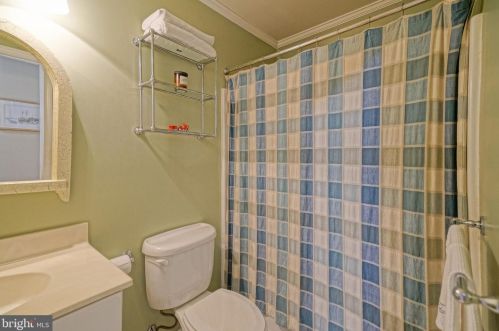 21 Gainsborough Dr, Lewes DE 19958-9427 exterior