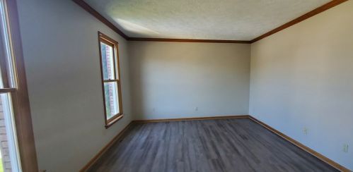 122 Jarod Dr, Moon Twp PA  15108-1187 exterior