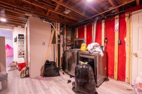 1416 Forbes St, Hartford CT 06108-3714 exterior