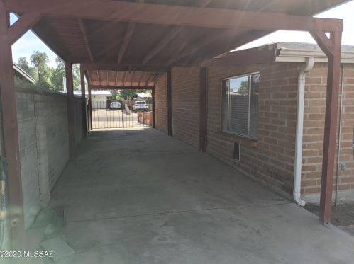 1164 Edgewater Dr, Tucson AZ 85704-2415 exterior