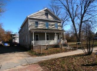 37 Stebbins St, Springfield MA  01109-4216 exterior