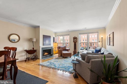 1408 Capitol St, Washington, DC 20003-1570