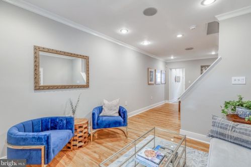 773 6th St, Philadelphia PA  19147-3037 exterior