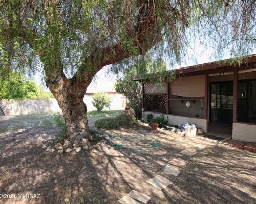 8116 Beverly St, Tucson AZ 85710-5930 exterior