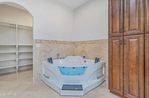 36648 27th Ave, Phoenix AZ 85086-8747 exterior