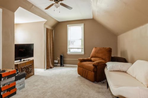 5630 Sheridan Ave, Milwaukee WI 53218-3148 exterior