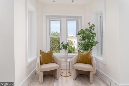 1604 13th St, Washington DC 20009-4303 exterior