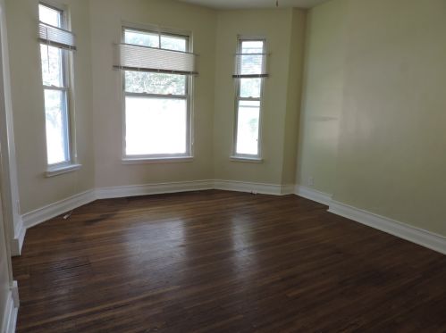 7352 Yale Ave, Chicago IL 60620-1702 exterior