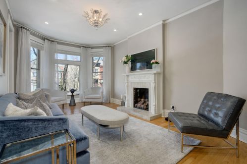 619 Belden Ave, Chicago IL 60614-3305 exterior