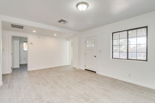 227 24 St, Tucson AZ 85713-1645 exterior