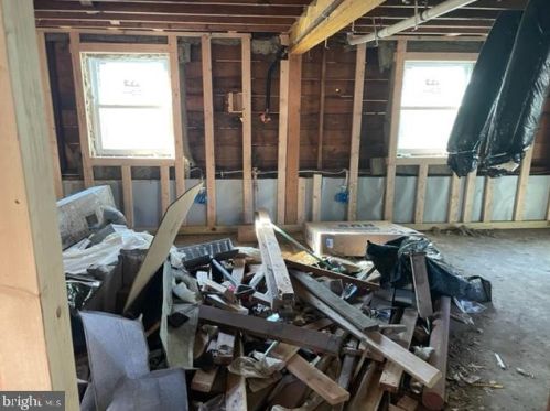 9 Shelton Ave, Trenton NJ  08618-1818 exterior