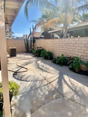 535 Orange Creek Dr, Perris CA 92571-3946 exterior