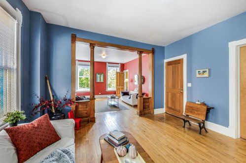 1240 Wolcott Ave, Chicago IL 60622-3883 exterior