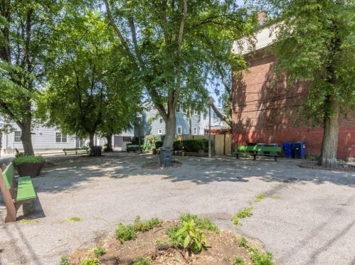 199 8th St, Boston MA 02127-2808 exterior