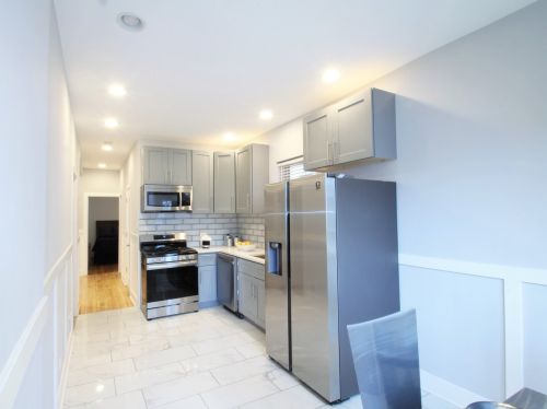 7807 Carpenter St, Chicago IL 60620-2922 exterior