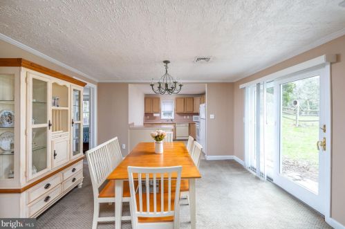 15 Delaware Ave, Trenton NJ 08628-2002 exterior