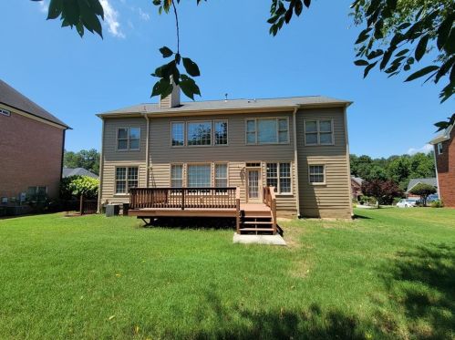 1080 Maycroft Knl, Lithonia GA 30078-7736 exterior