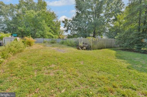 905 Linwood Ave, Camden NJ 08108-3157 exterior