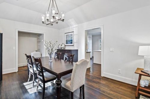 934 Carter Dr, Atlanta GA 30319-1049 exterior