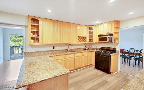 95 Hope Chapel Rd, Jackson Twp NJ 08527-5061 exterior