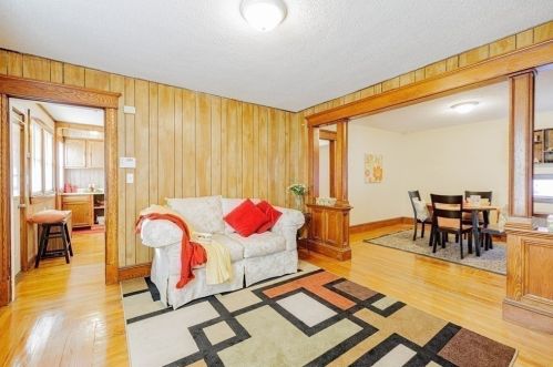 32 Monrovia St, Springfield MA 01104-3113 exterior