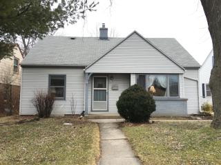 2708 53rd St, Milwaukee WI  53219-3265 exterior