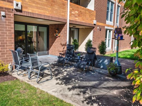 5742 5th Ave, Pittsburgh PA  15232-2729 exterior