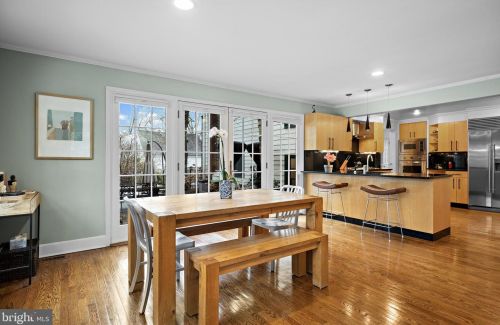 69 Laurel Rd, Princeton NJ 08540-2708 exterior