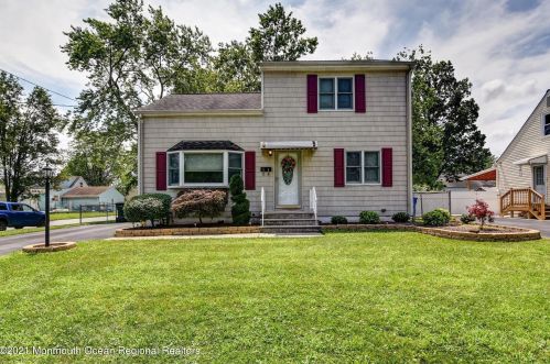 34 Edward St, Iselin, NJ 08830-2529