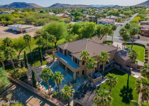 25401 45th Dr, Phoenix AZ  85083-2243 exterior