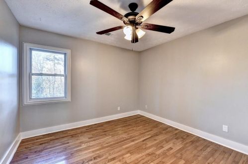 2007 Britt Dr, Lithonia GA 30078-2859 exterior