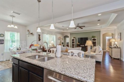 100 Magnolia Lake Dr, Defuniak Springs FL 32433-5242 exterior