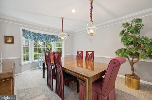 933 Willowleaf Way, Rockville MD 20854-2946 exterior