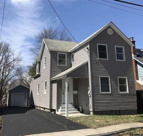 1073 Palmer Ave, Schenectady NY  12309-5811 exterior