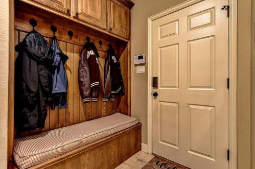 1757 Woodlake Rd, Denison TX 75021-8020 exterior