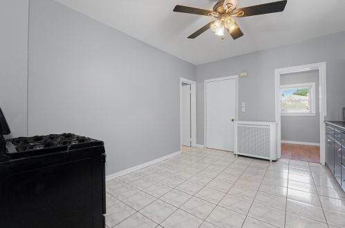 5638 Tripp Ave, Chicago IL 60629-4844 exterior