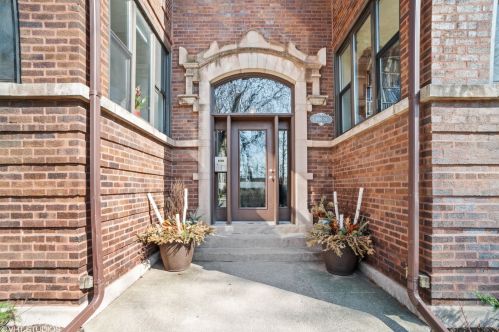 1420 Bryn Mawr Ave, Chicago, IL 60660-4485