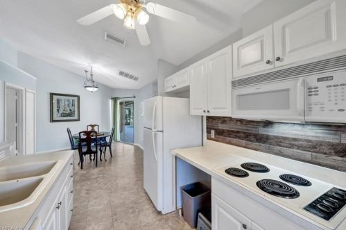 825 23 St, Naples FL 34120-1830 exterior