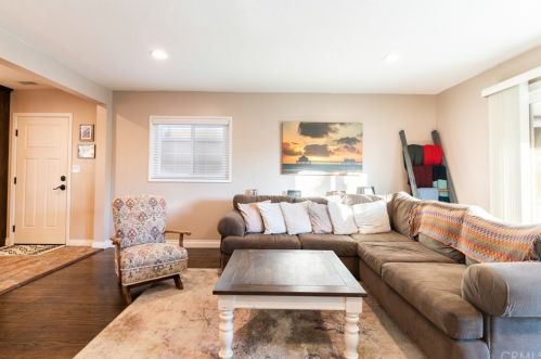 1352 Hill Ave, Fullerton CA 92833-4010 exterior