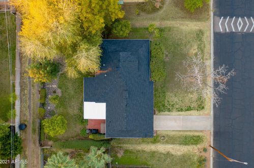 3842 50th Pl, Phoenix AZ 85018-4413 exterior