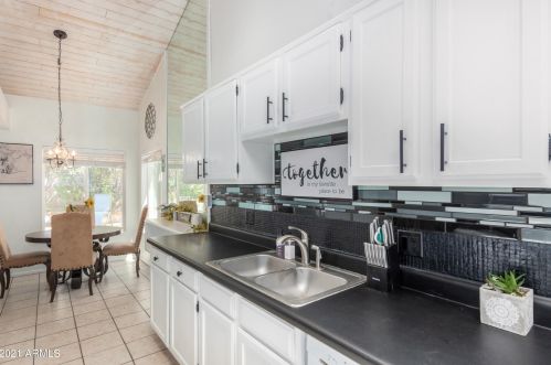 18439 16th Way, Phoenix AZ  85022-1349 exterior