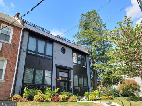 3918 10 St, Washington DC 20002-3736 exterior