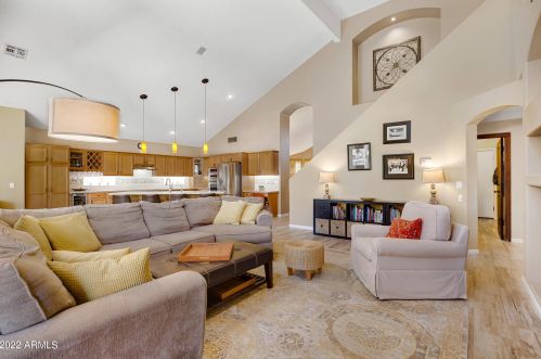 15405 18 Ave, Phoenix AZ 85015-3840 exterior