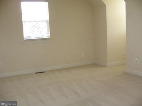 5110 Vos Ln, Alexandria VA  22304-8639 exterior