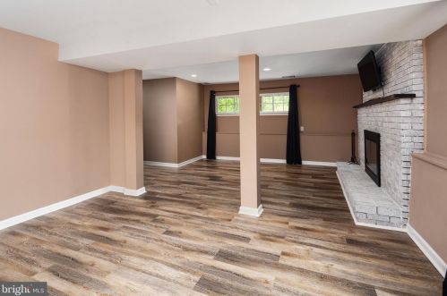 892 State, Trenton NJ 08690-3132 exterior